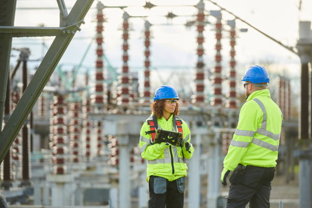 Best Electrical Contractors for Businesses  in Fayette, IA