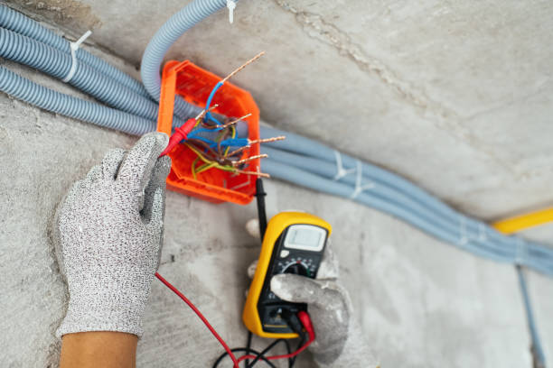 Best Electrician Near Me  in Fayette, IA